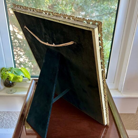 Vintage Ornate Heavyweight Picture Frame 16.5” x 13.5” Intricate Scroll Design - Picture 9 of 15